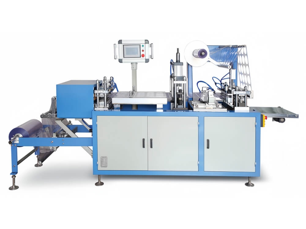 Automatic plastic thermoforming machine