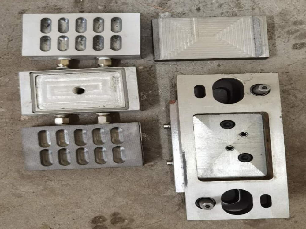 Automatic blister packing machine 2